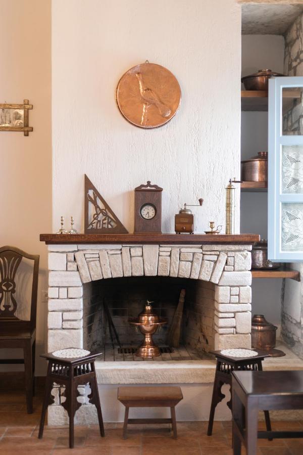 Traditional Inn Pirethron Aperathos ภายนอก รูปภาพ
